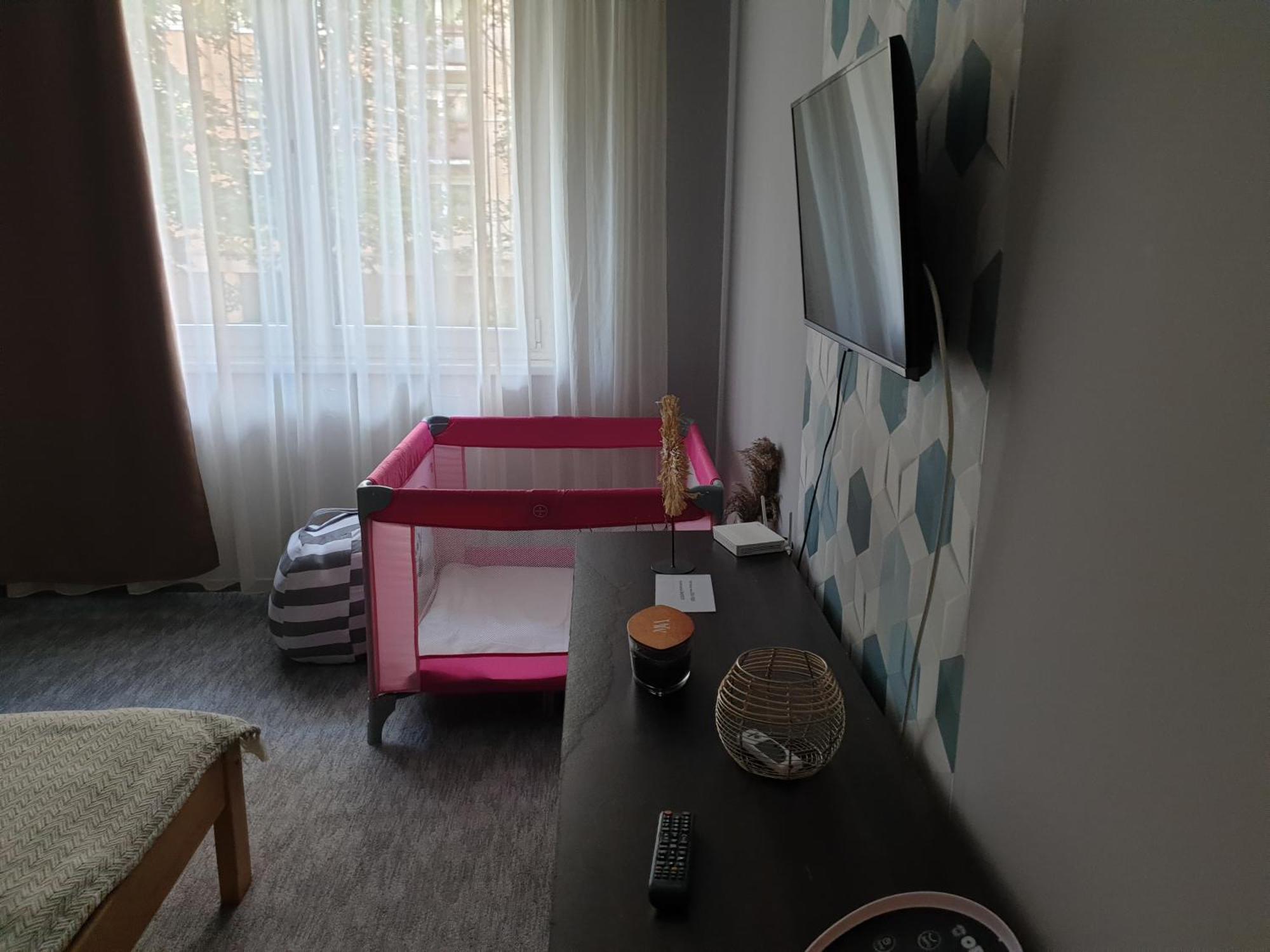 Dora Apartman Best Location & Free Parking Ντέμπρετσεν Εξωτερικό φωτογραφία